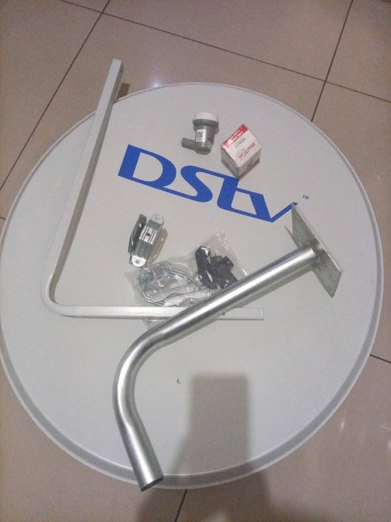 Nuwe DStv-skottelkit reg vir installasie